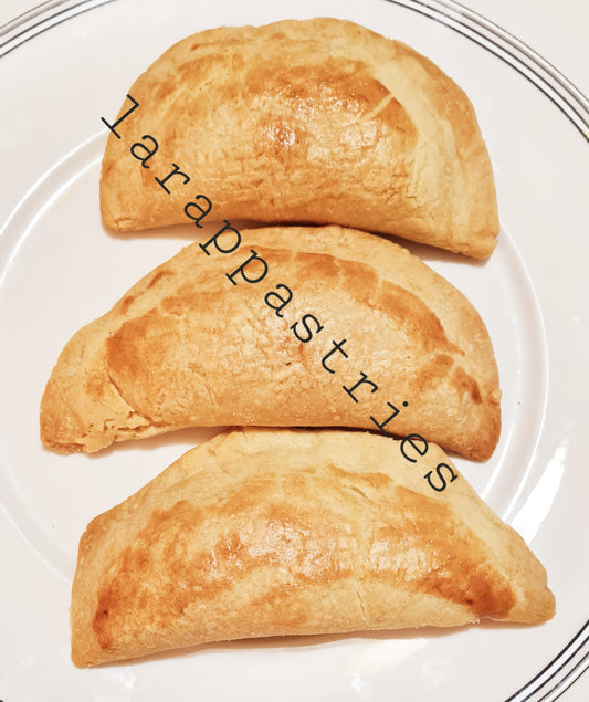 50NIGERIAN Tray of meatpie